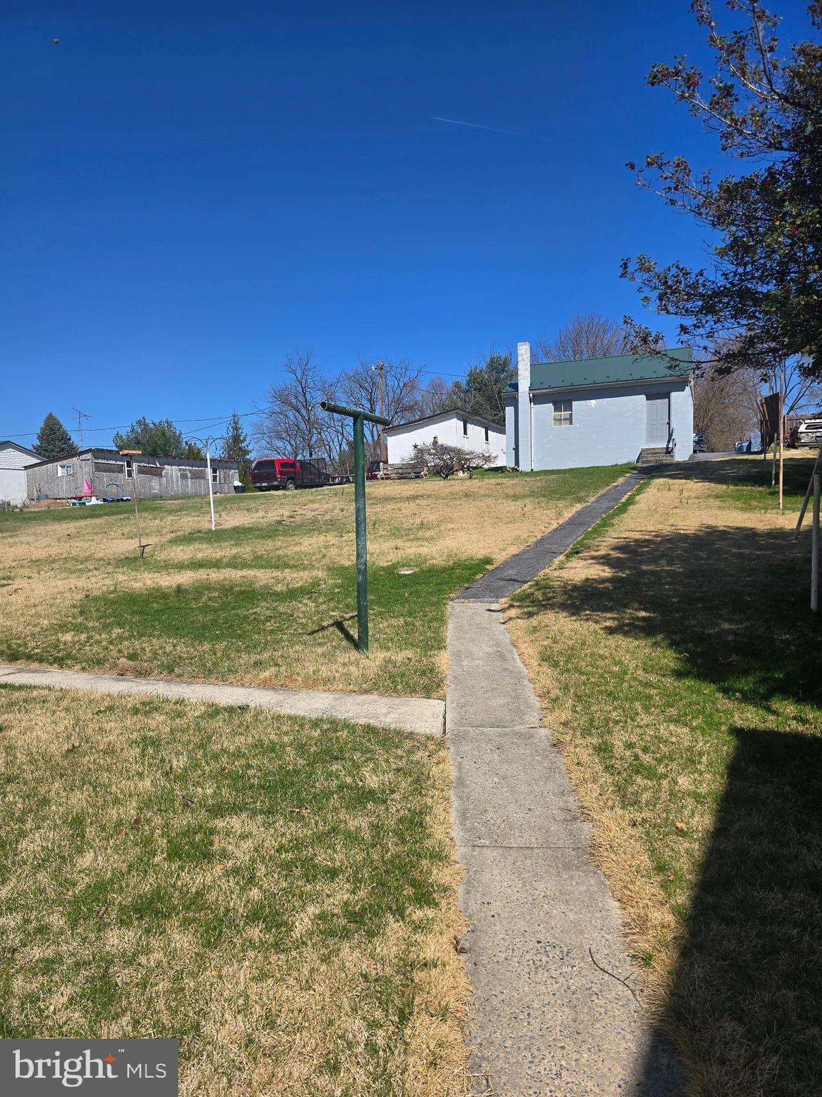 FRANKLIN SQUARE - Residential