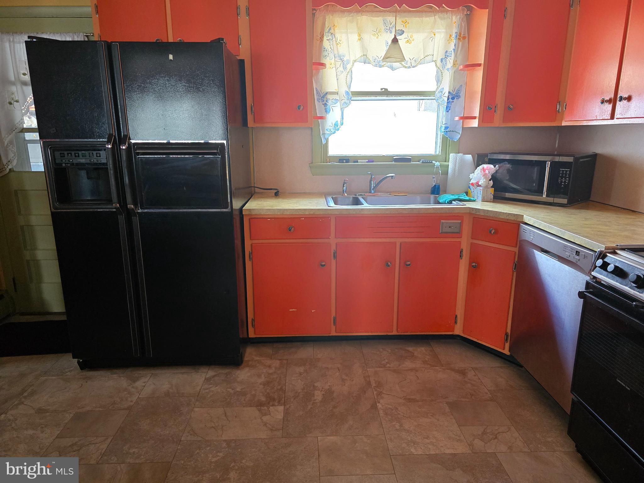 FRANKLIN SQUARE - Residential