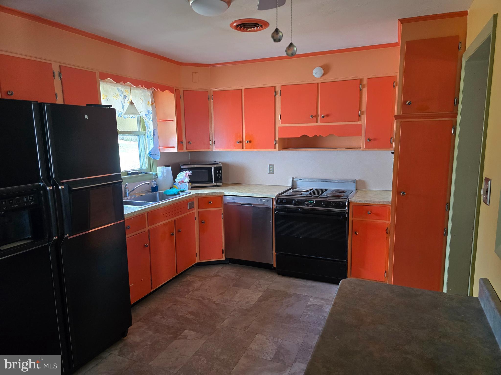 FRANKLIN SQUARE - Residential