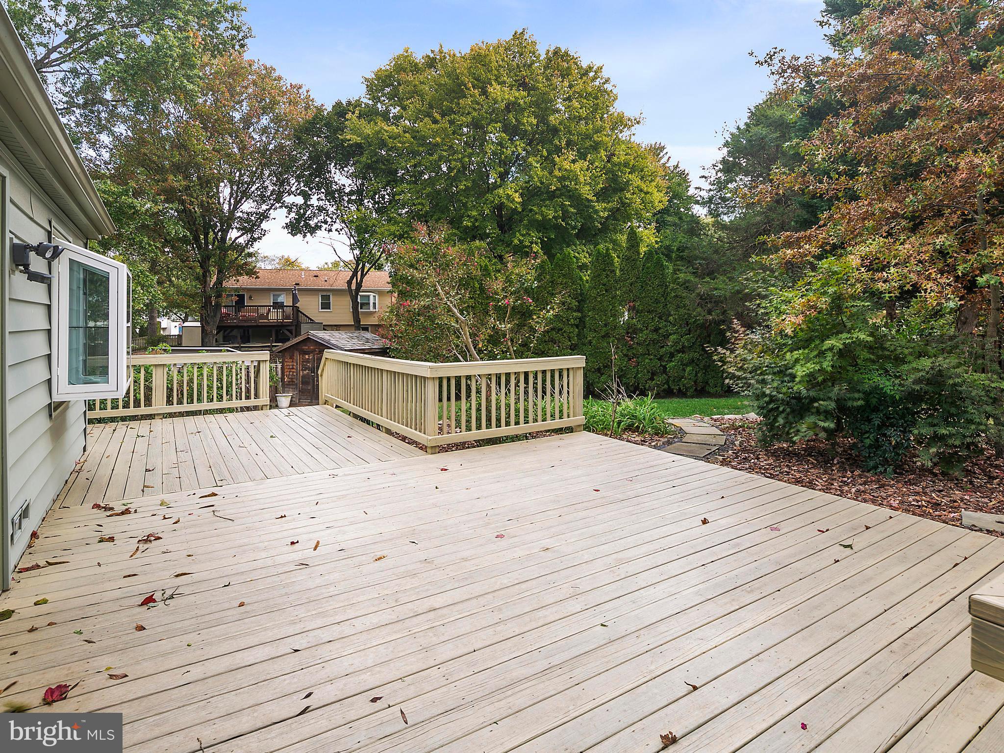 FOX MILL ESTATES - Residential