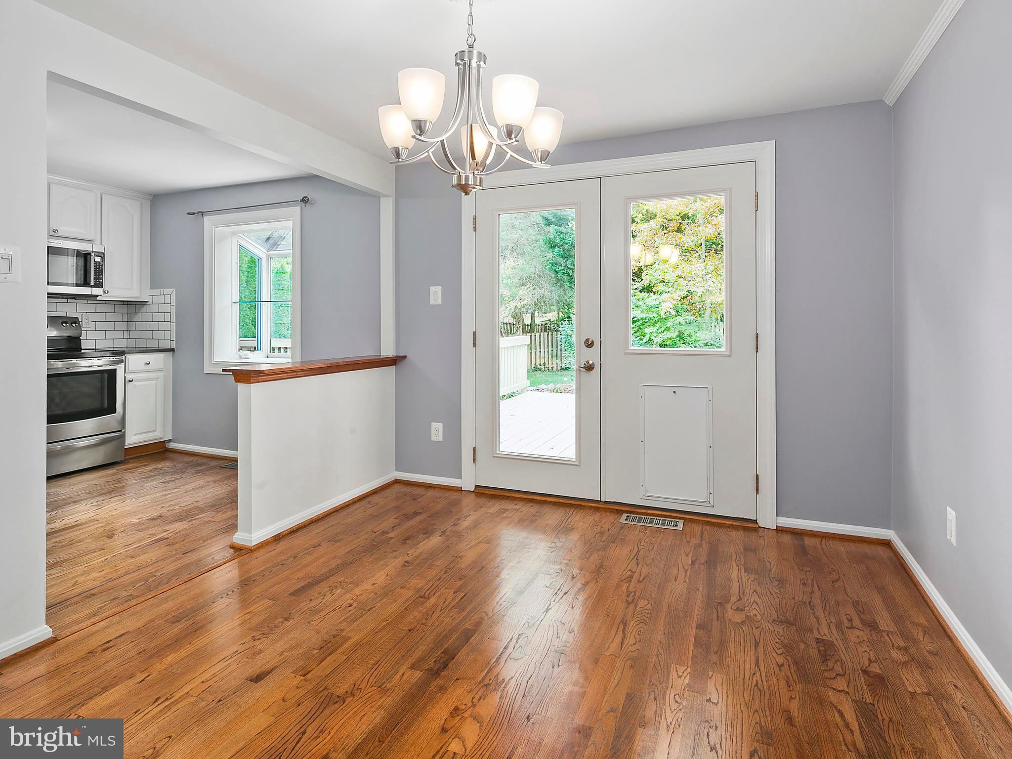 FOX MILL ESTATES - Residential