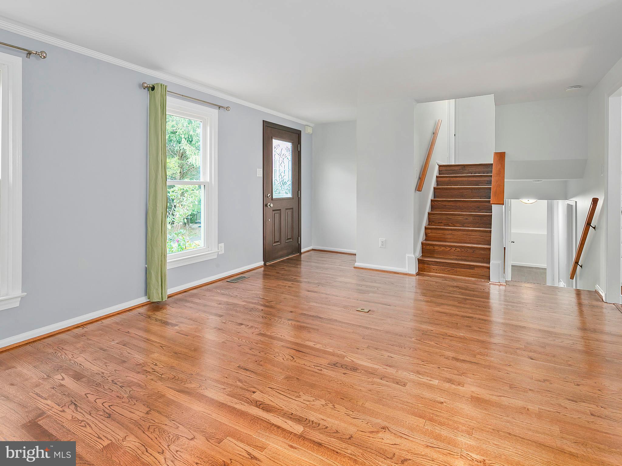 FOX MILL ESTATES - Residential