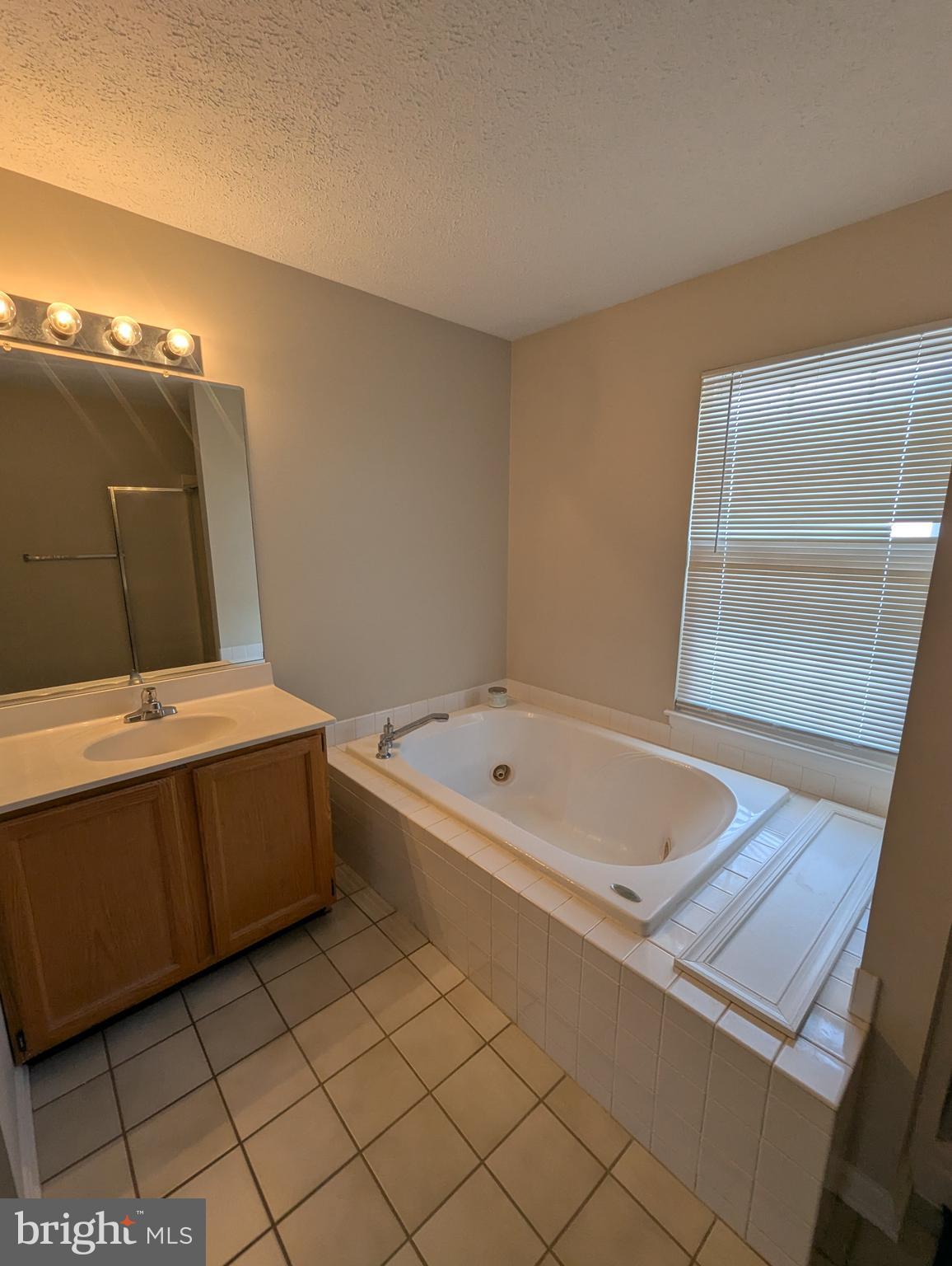 AMYCLAE ESTATES - Residential