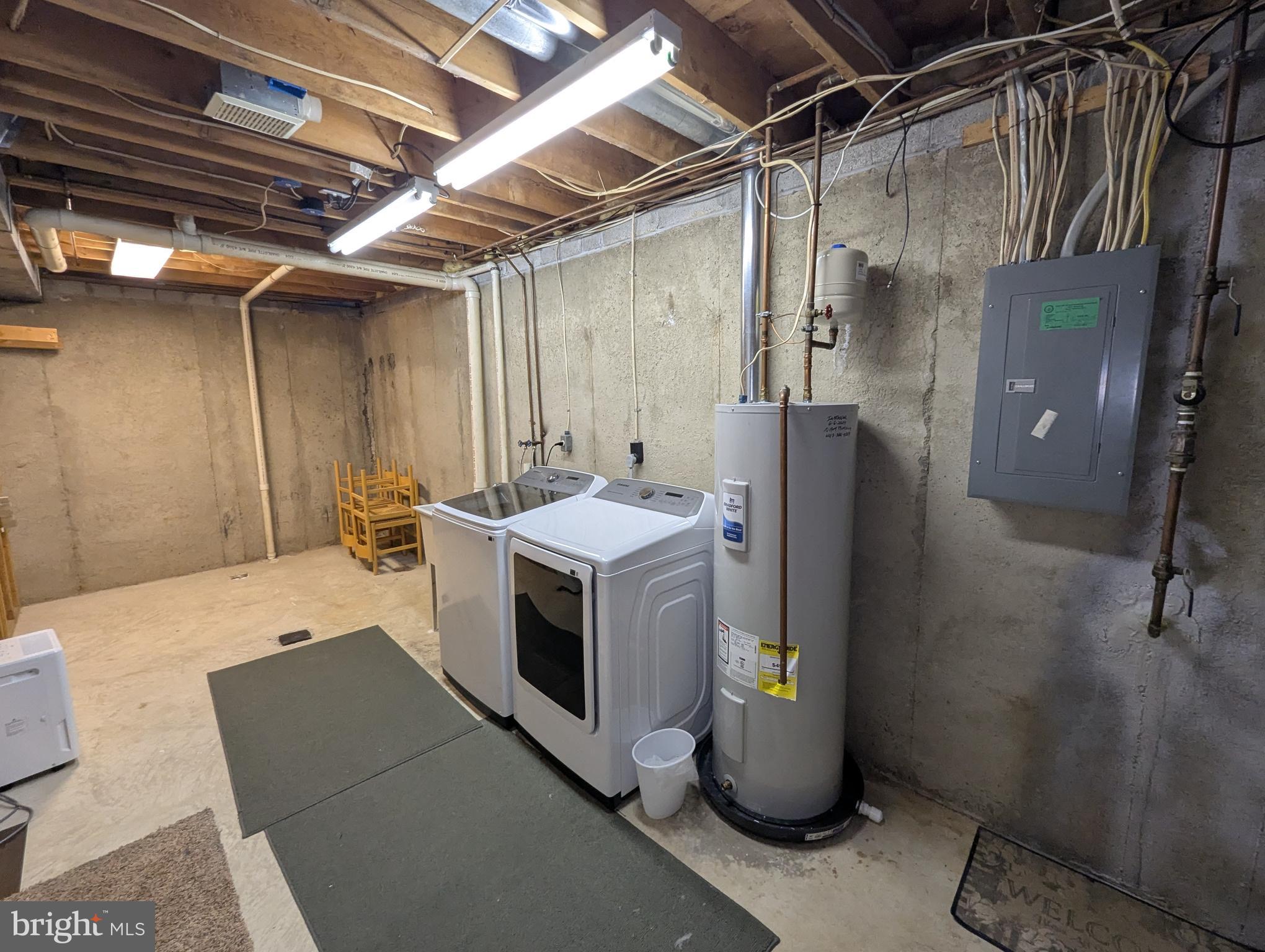 AMYCLAE ESTATES - Residential