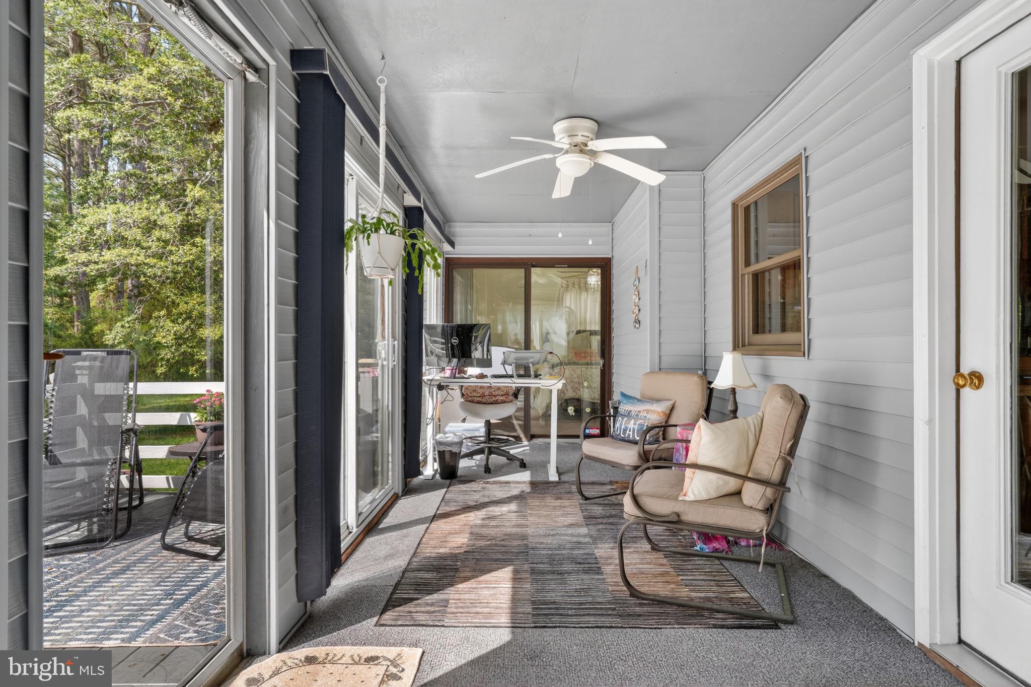 CAPTAIN'S COVE - Residential