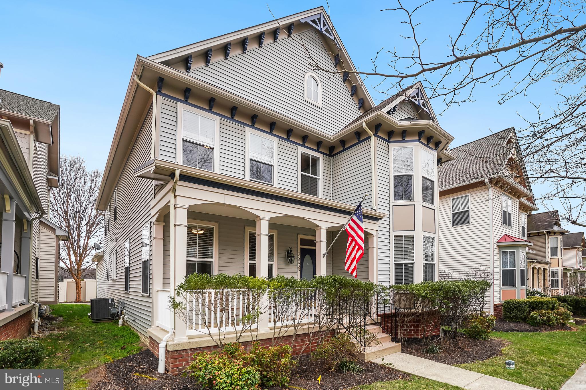 URBANA HIGHLANDS - Residential