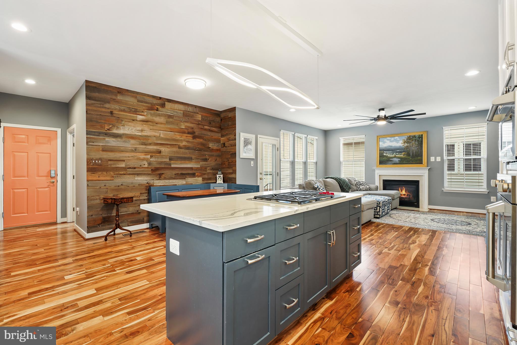 URBANA HIGHLANDS - Residential