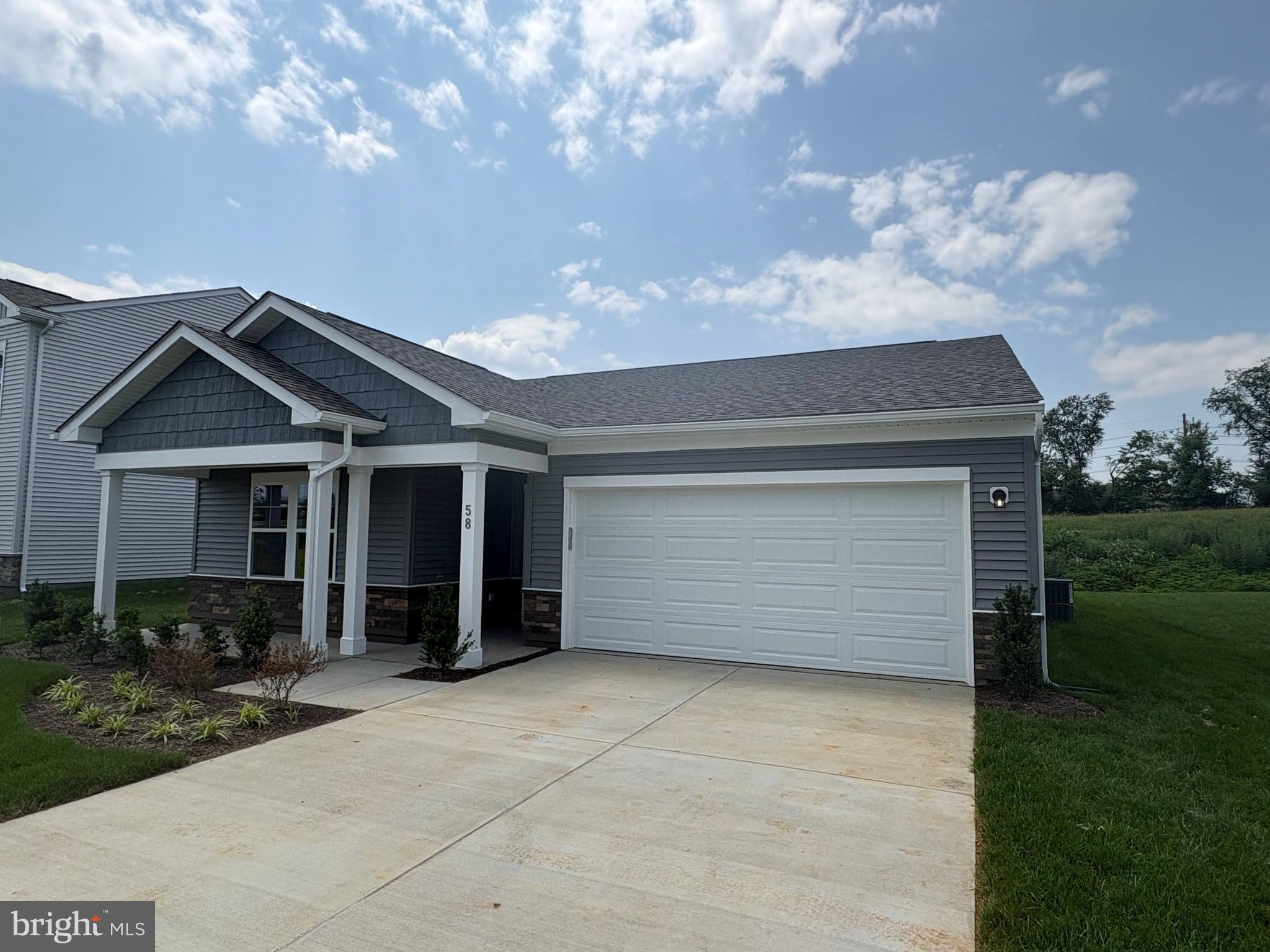 STONE SPRING - Residential