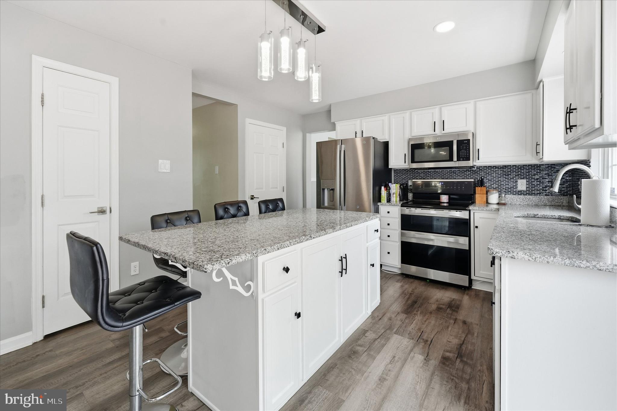 WOODLAND VILLAGE - Residential