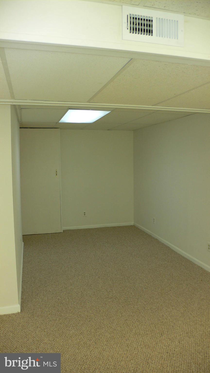 LONGMEAD - Residential