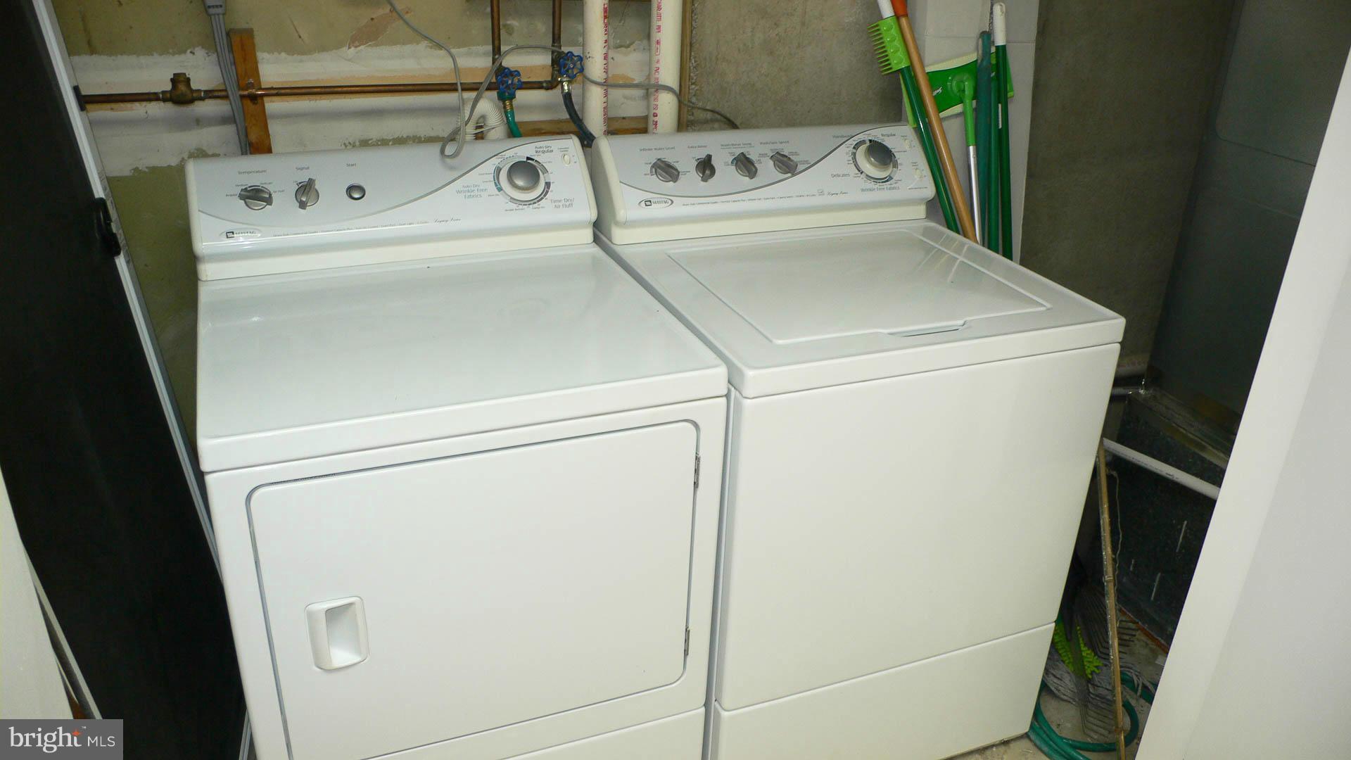 LONGMEAD - Residential