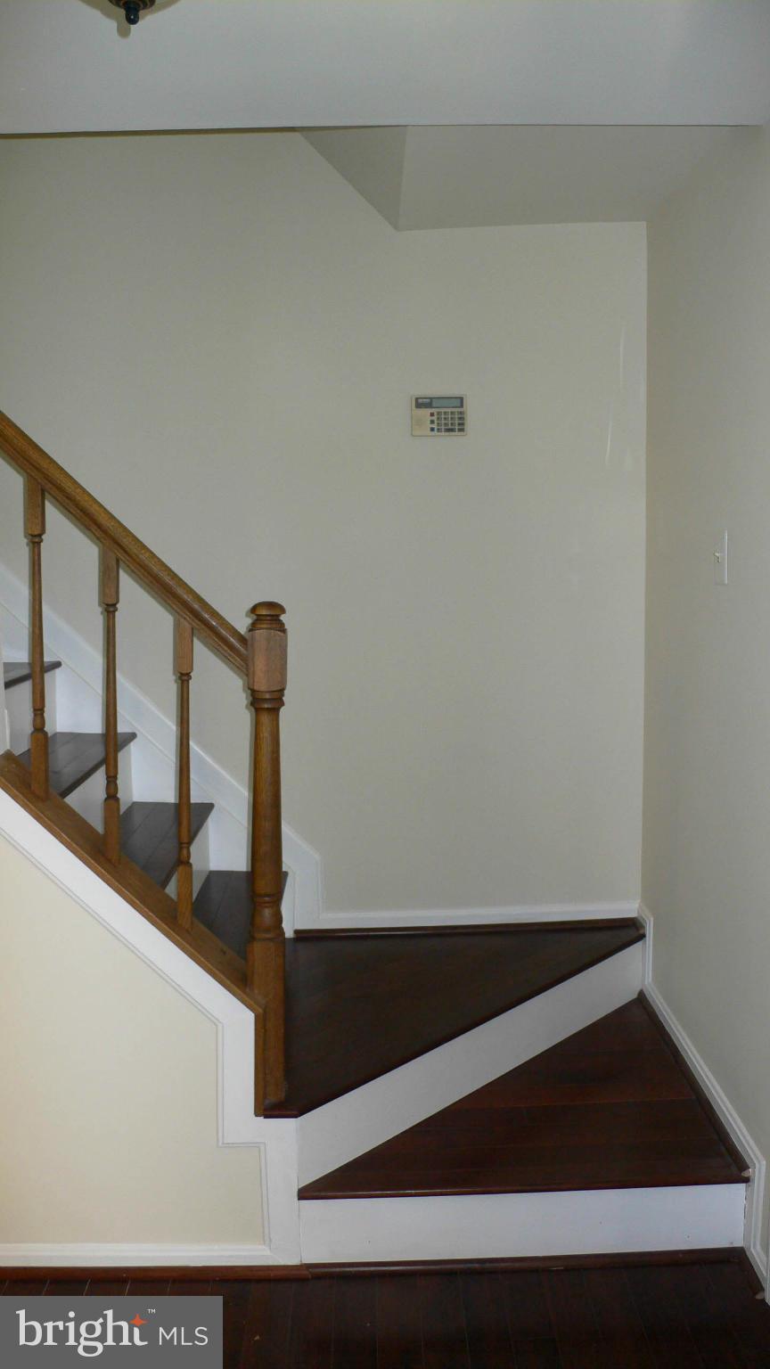 LONGMEAD - Residential