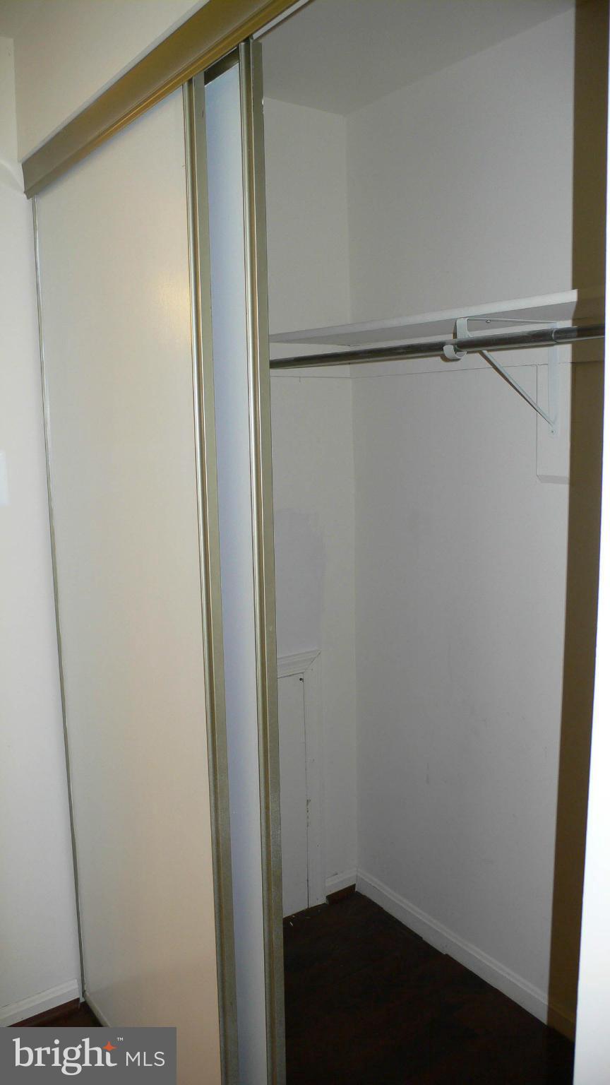 LONGMEAD - Residential