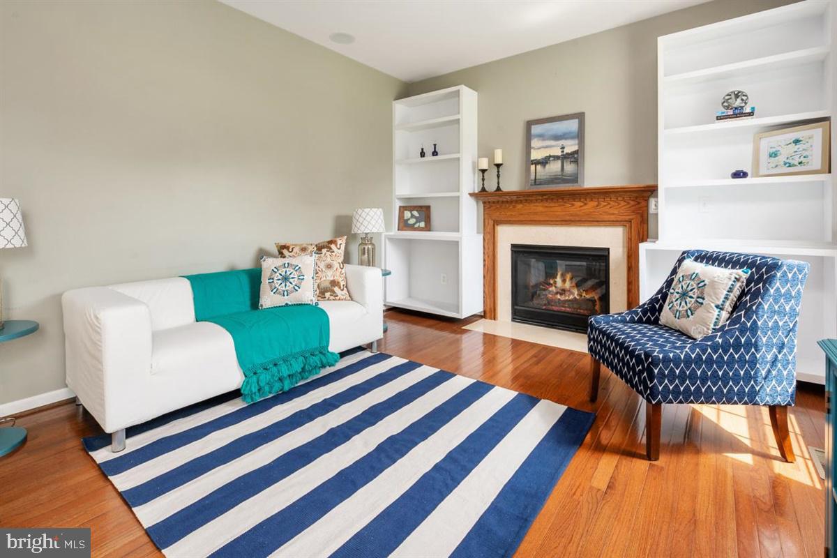 NORTH BROOK - Residential