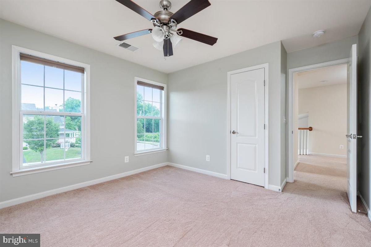 NORTH BROOK - Residential