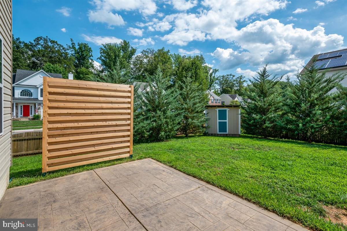 NORTH BROOK - Residential