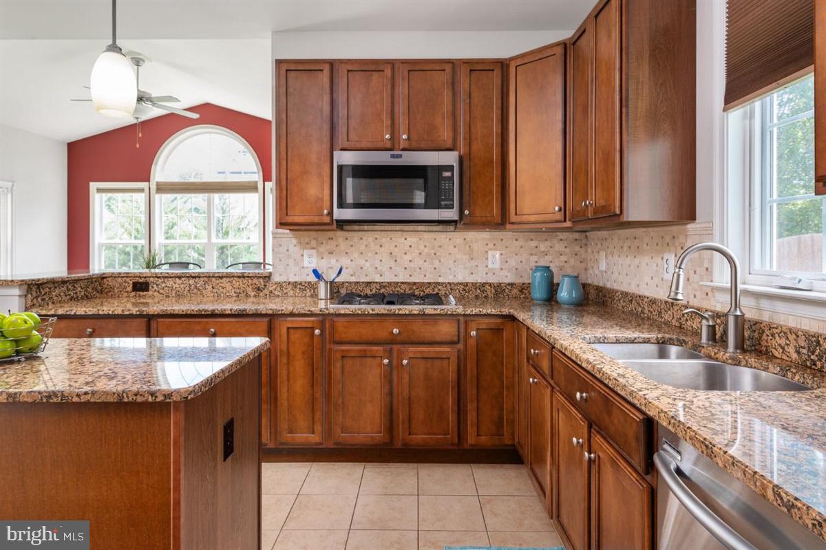 NORTH BROOK - Residential