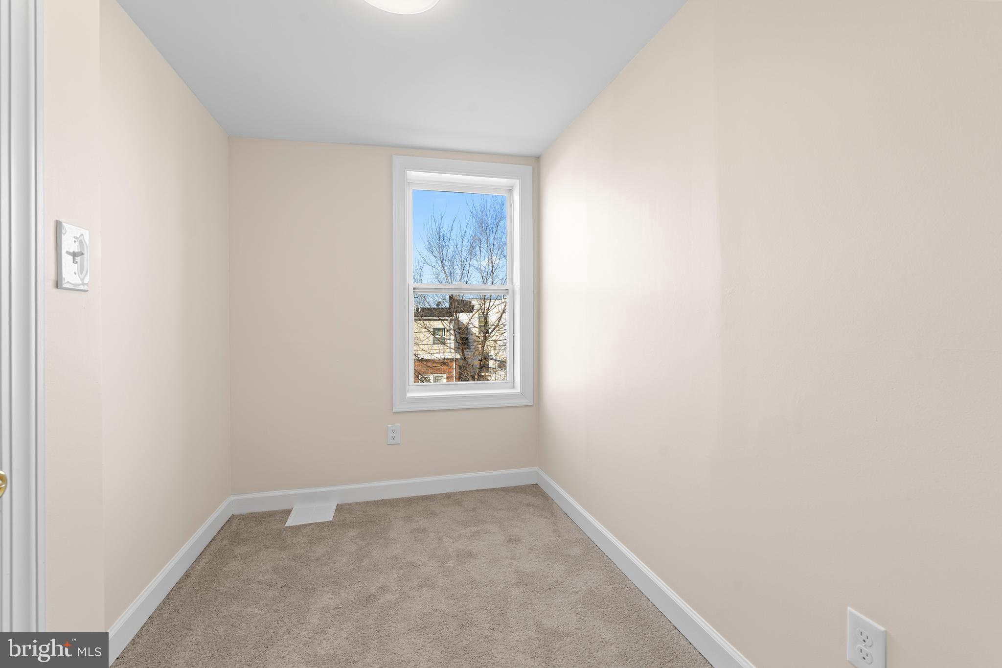 BROOKLYN - Residential