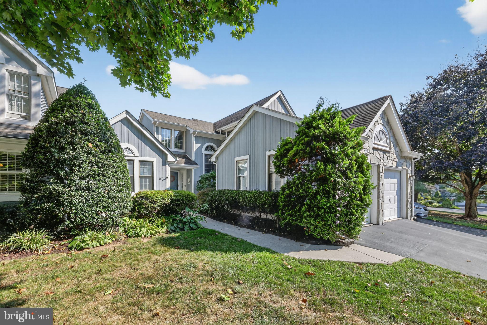 SOMERSET LAKE - Residential