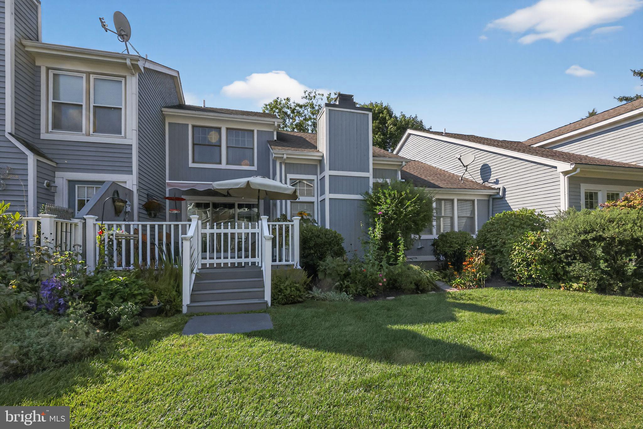 SOMERSET LAKE - Residential