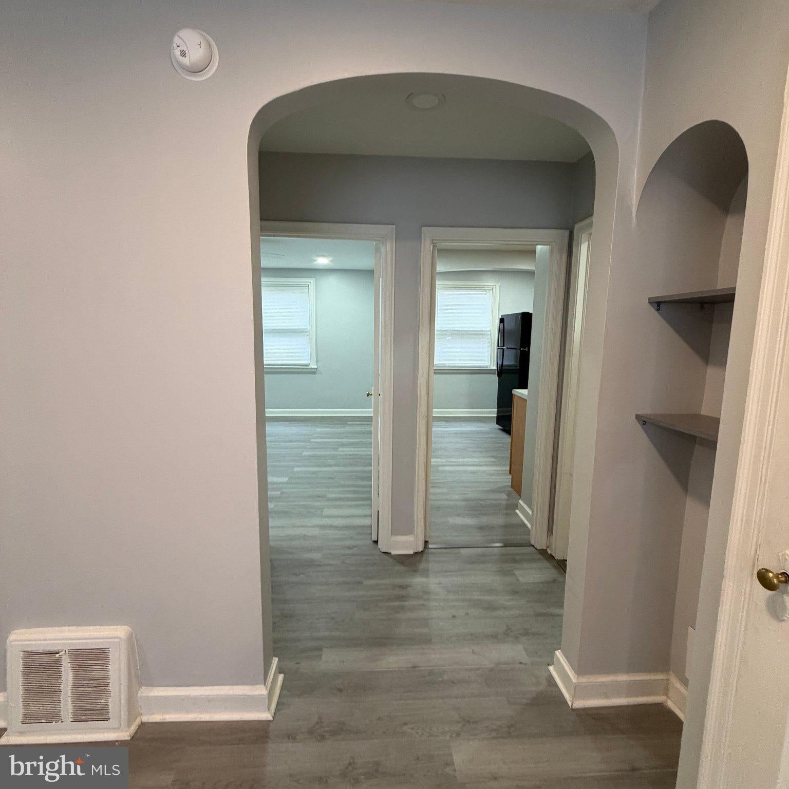 1320 W NEDRO AVENUE