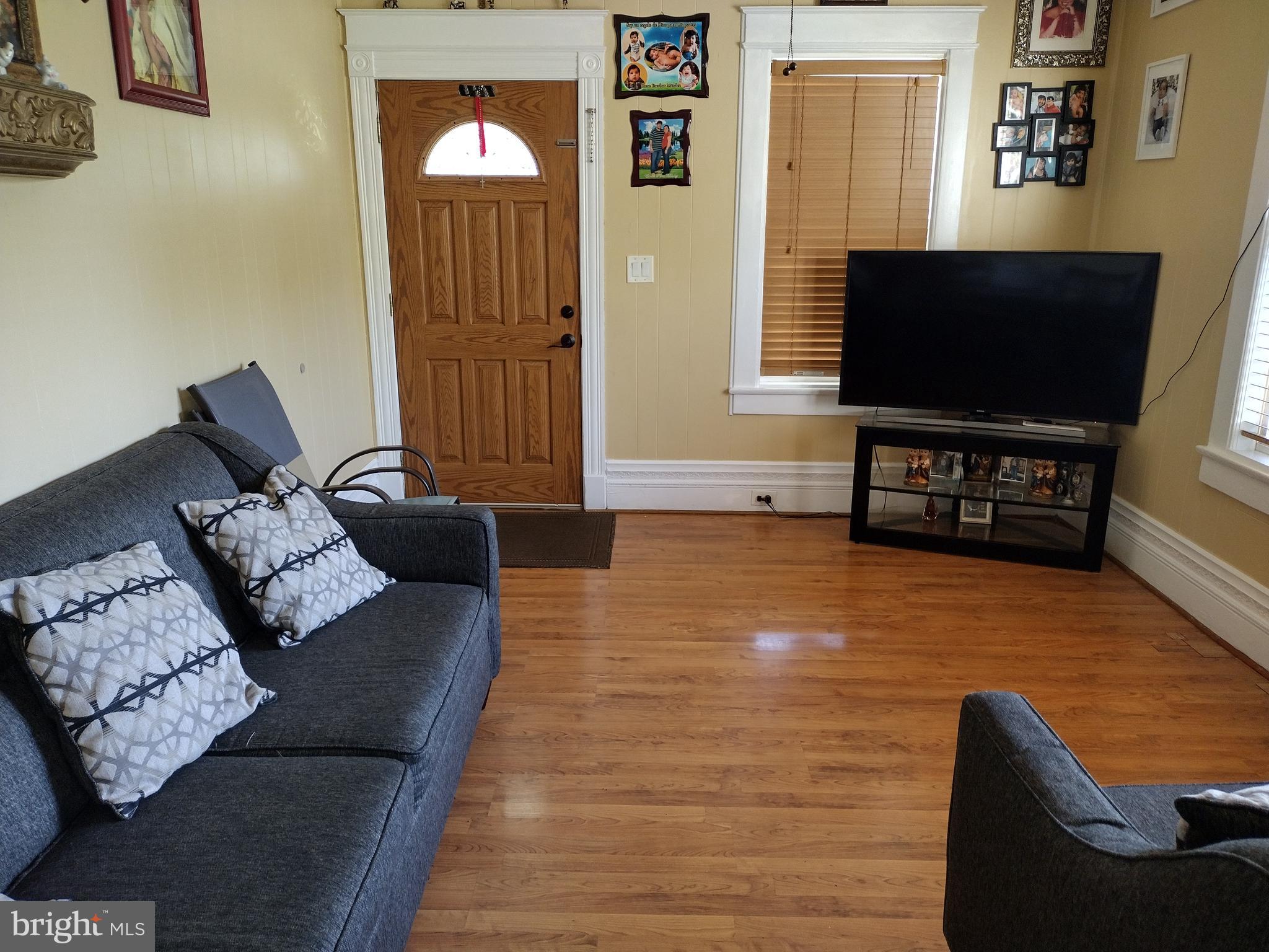 ARUNDEL - Residential