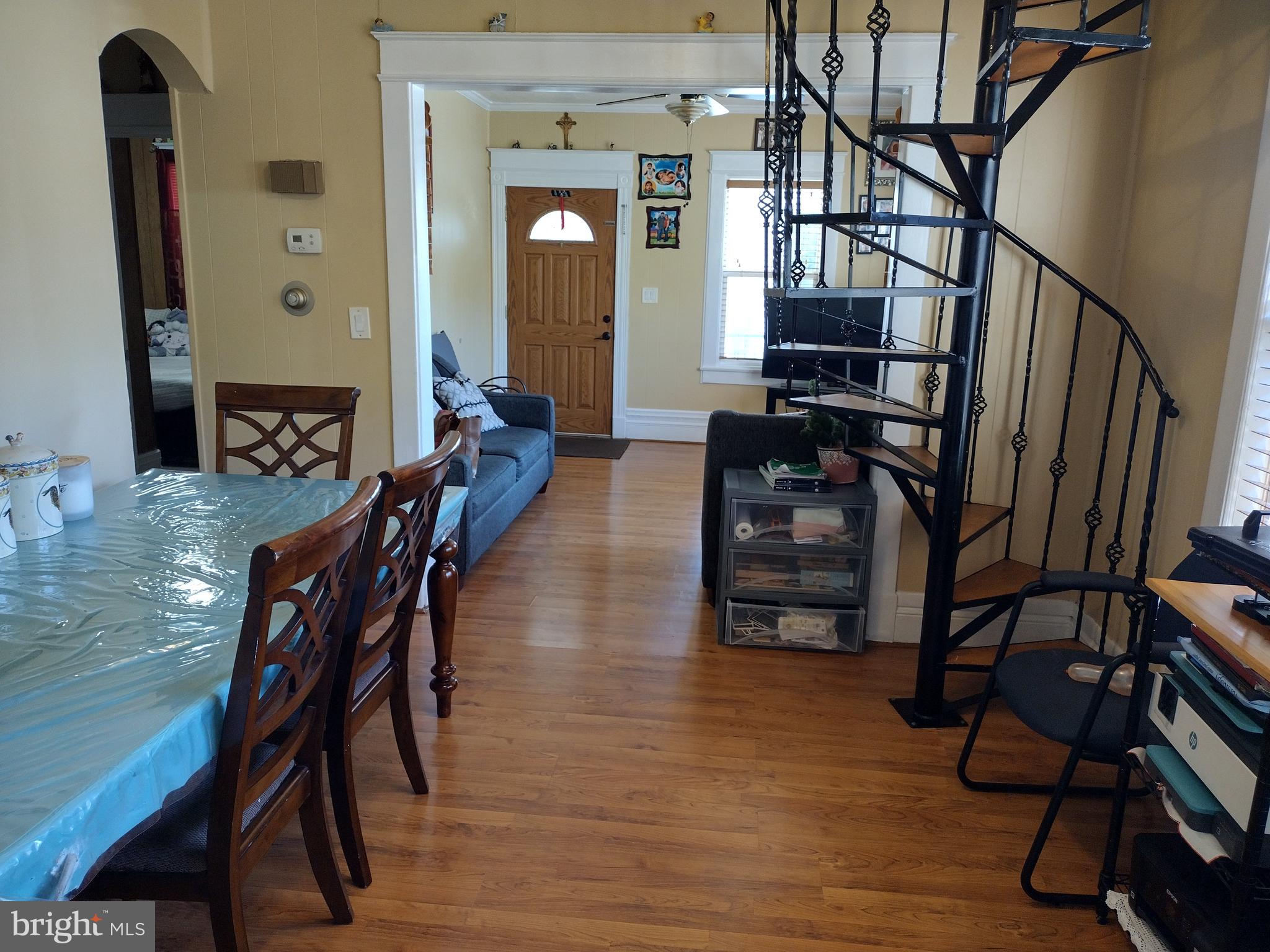 ARUNDEL - Residential