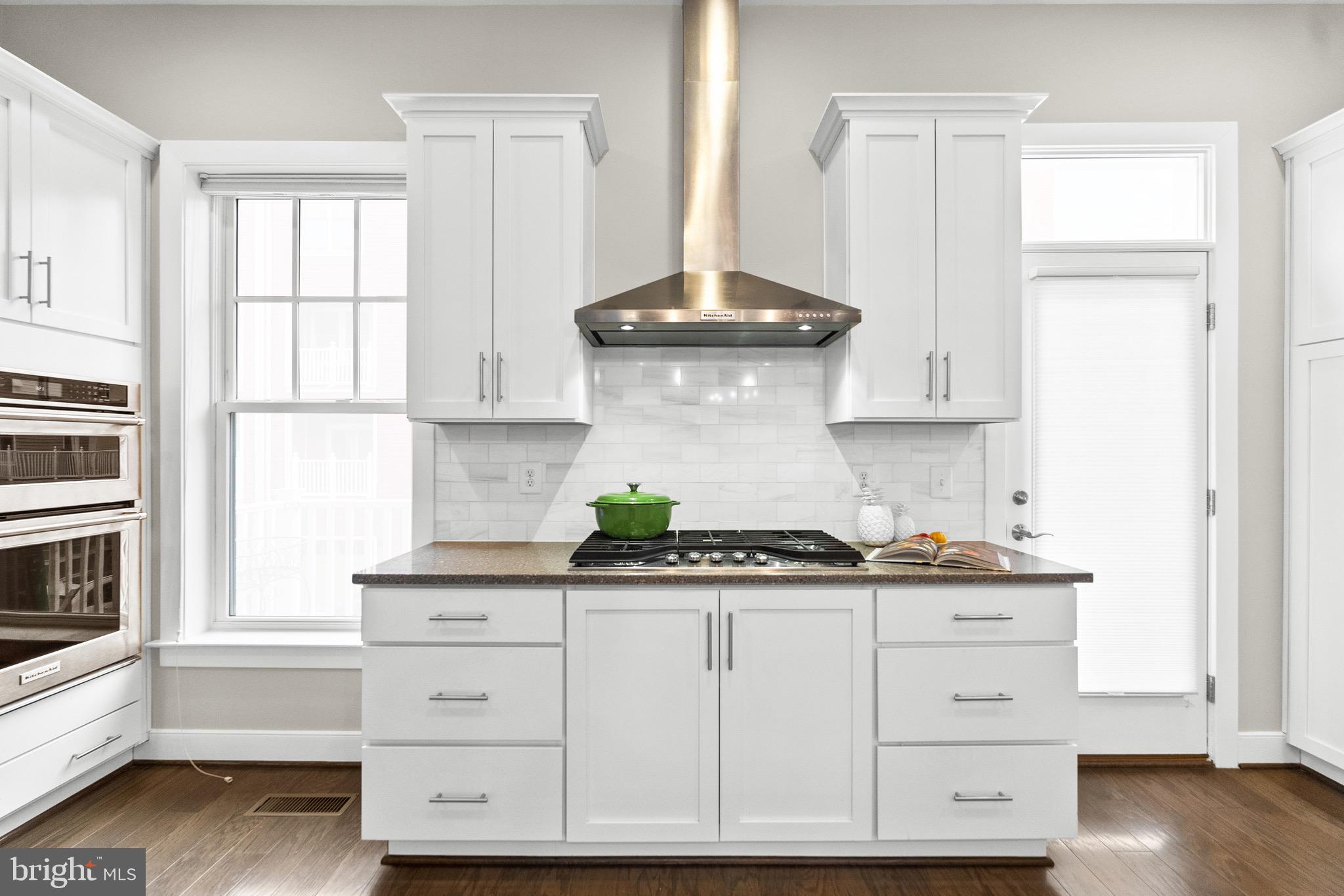 POTOMAC YARD - Residential