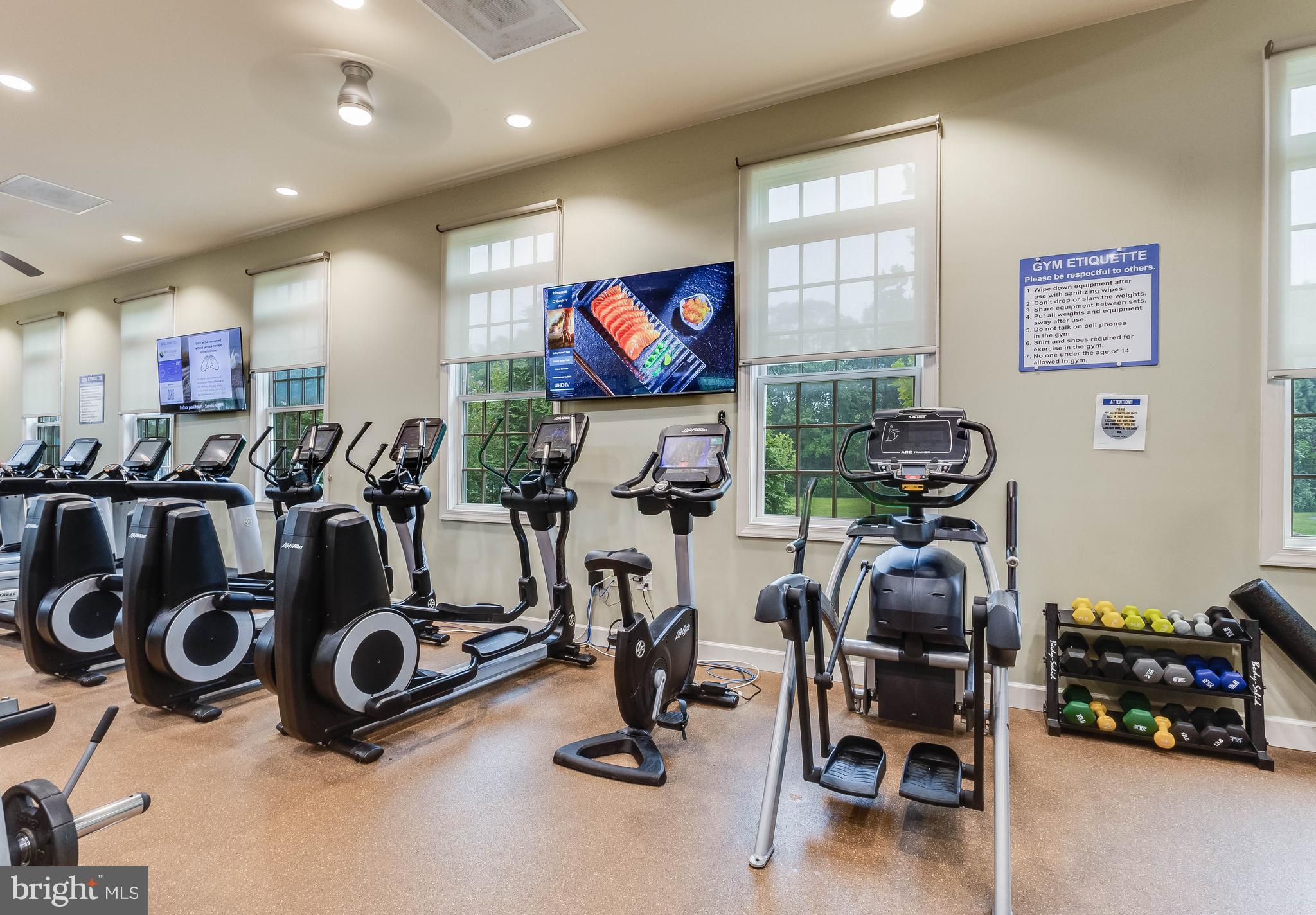 OCEAN VIEW BEACH CLUB - Residential