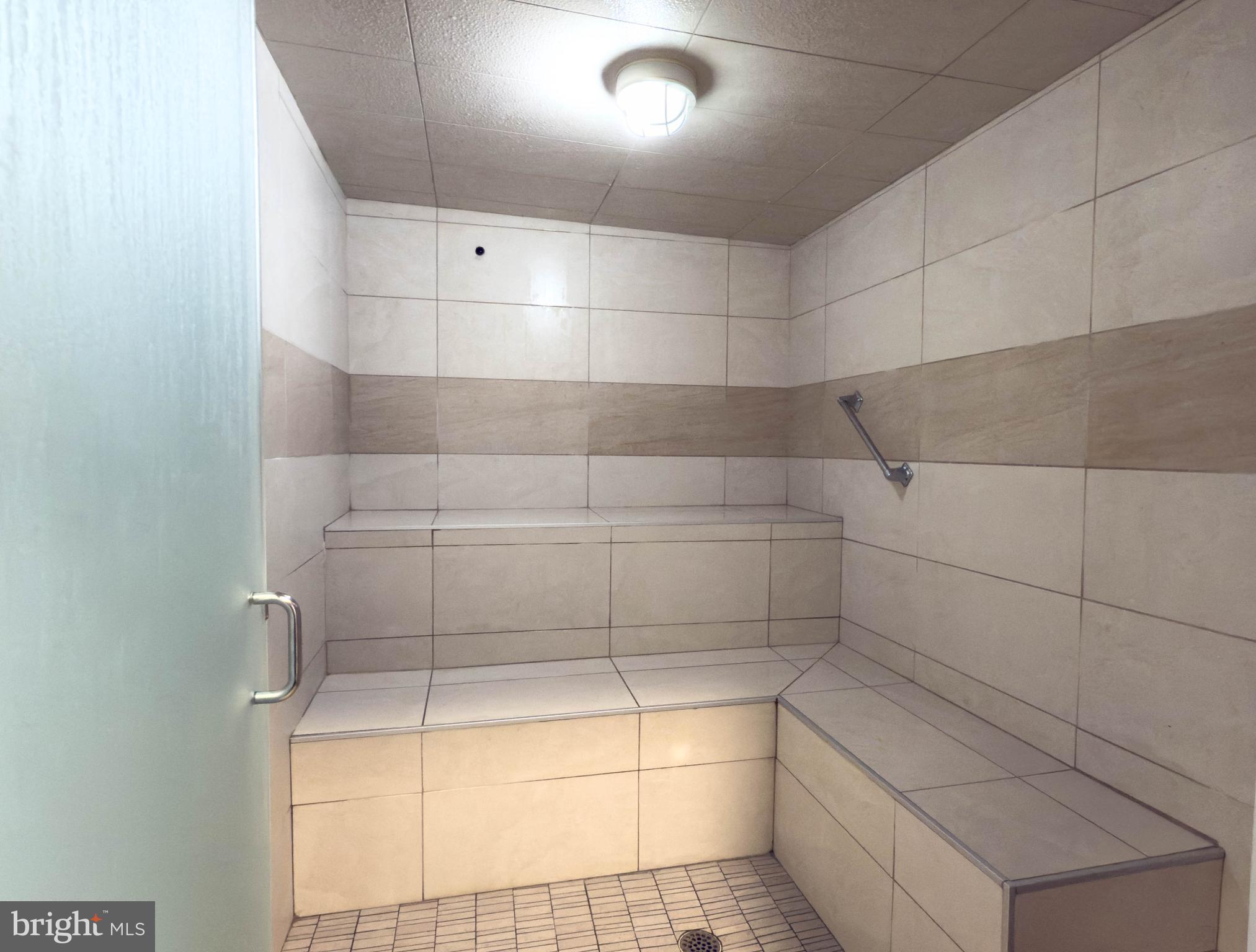 OCEAN VIEW BEACH CLUB - Residential