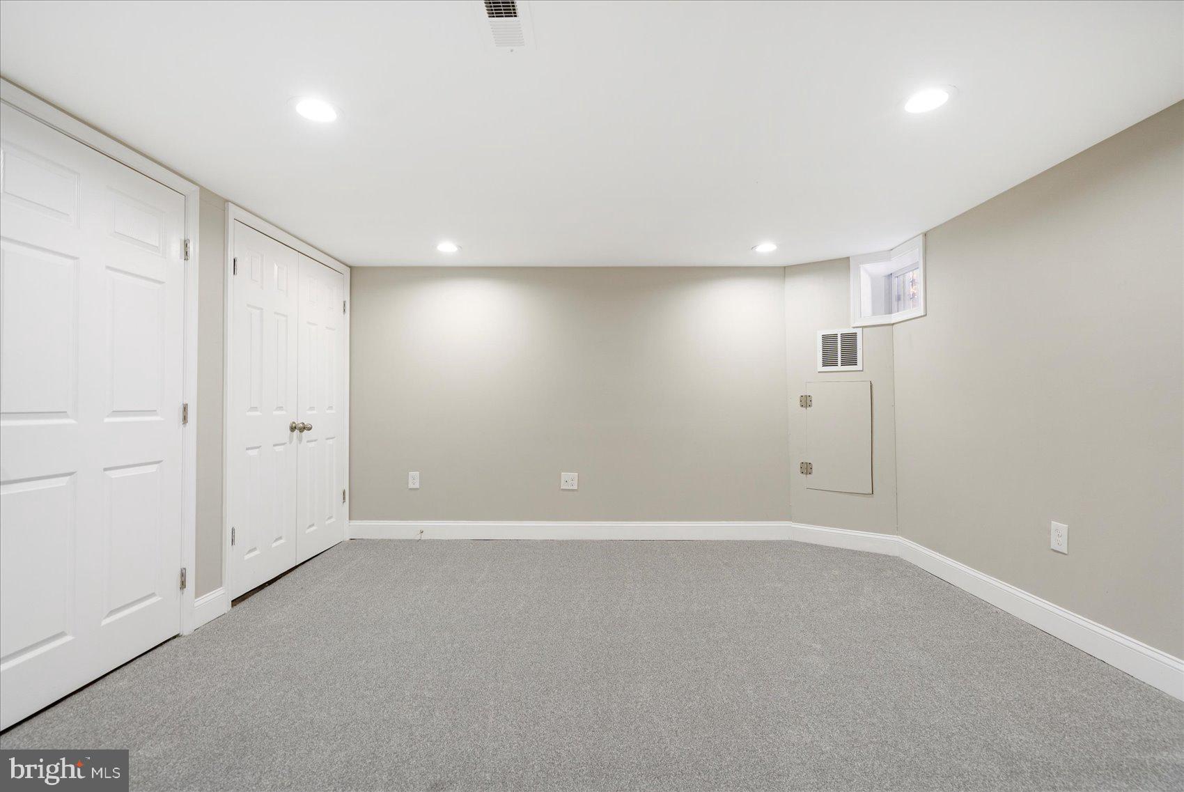 LOCH RAVEN - Residential