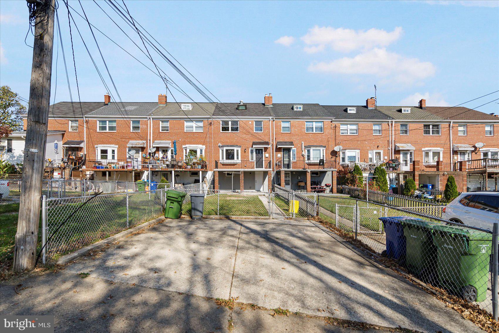 LOCH RAVEN - Residential