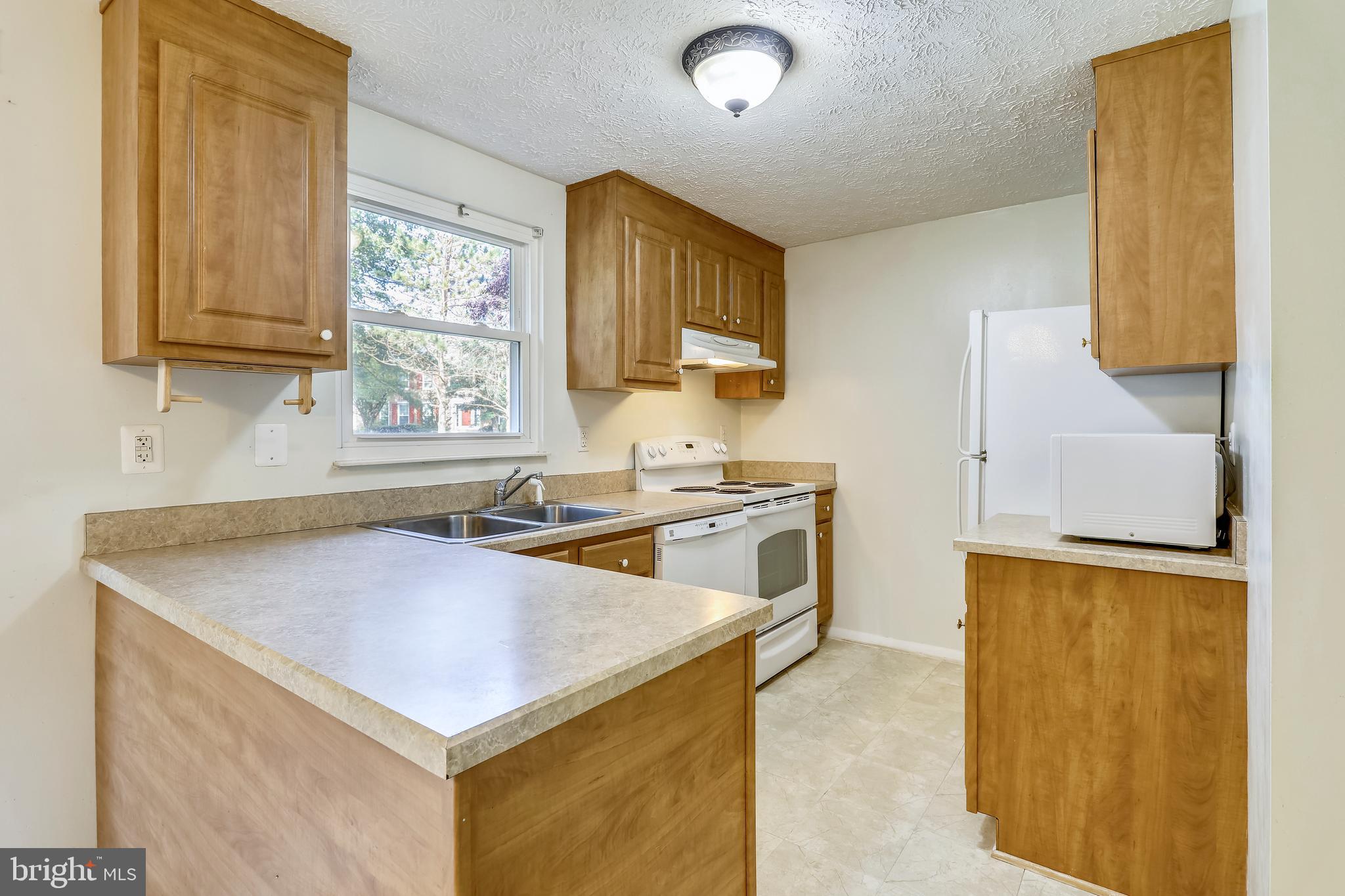 DUFIEF MILL - Residential Lease