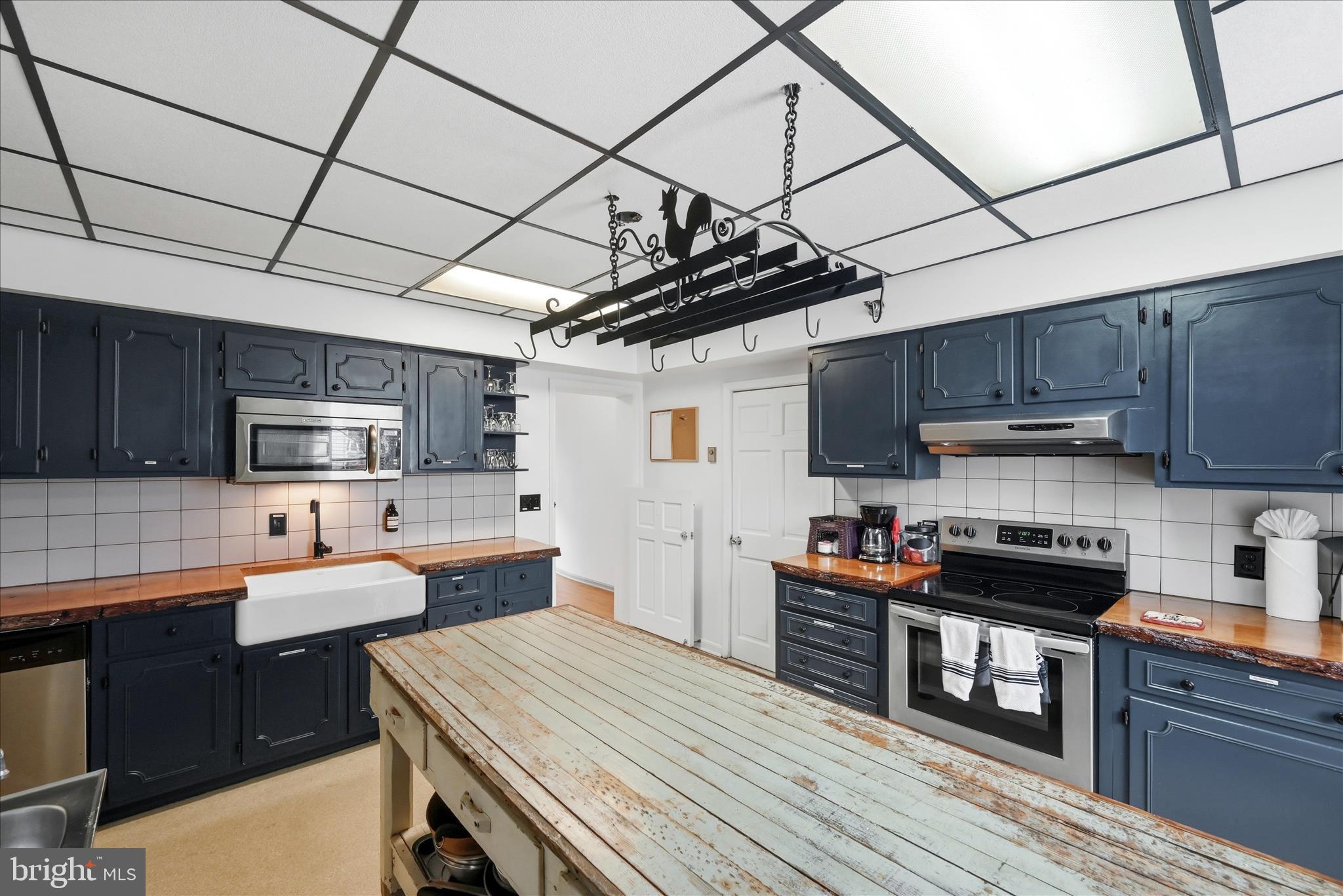 TOWN OF BERRYVILLE - Residential