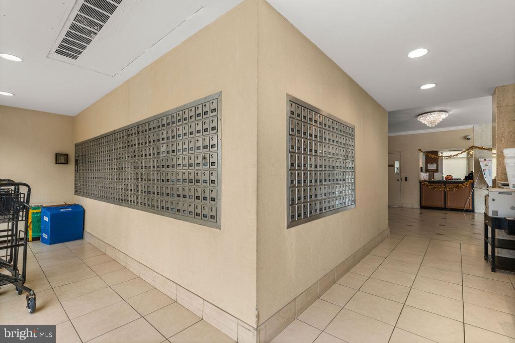 GROSVENOR PARK - Residential Lease