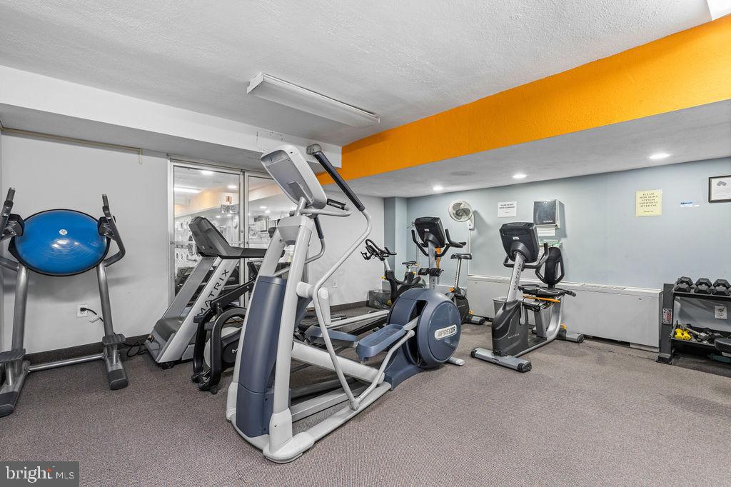 GROSVENOR PARK - Residential Lease