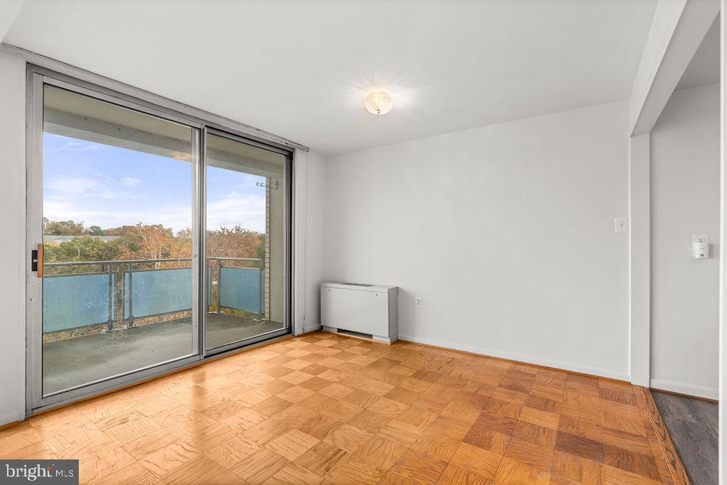 GROSVENOR PARK - Residential Lease