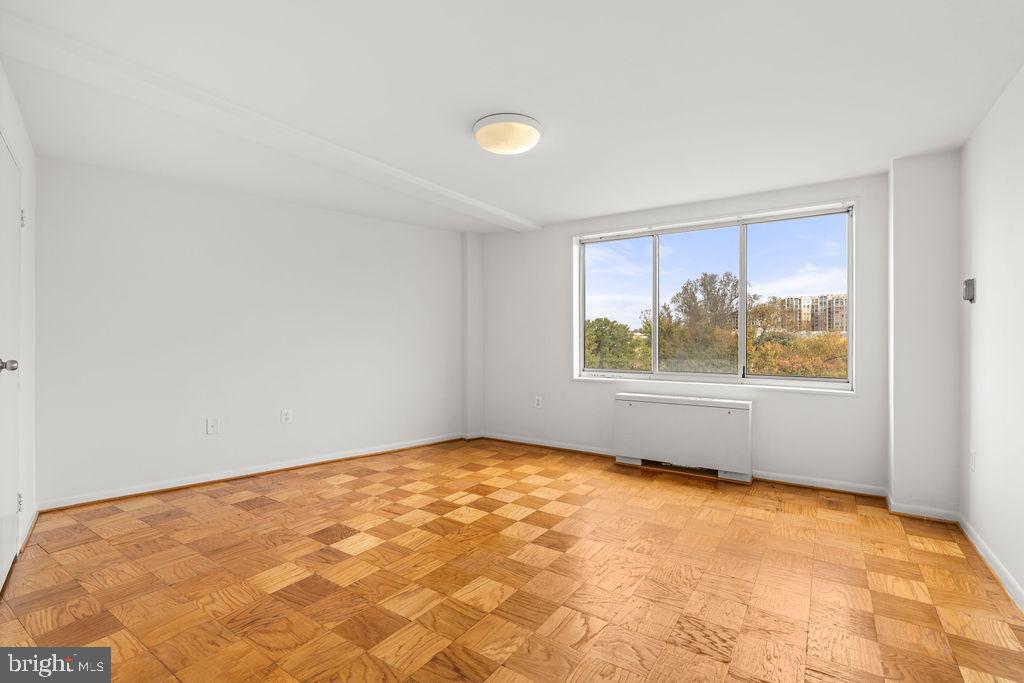 GROSVENOR PARK - Residential Lease