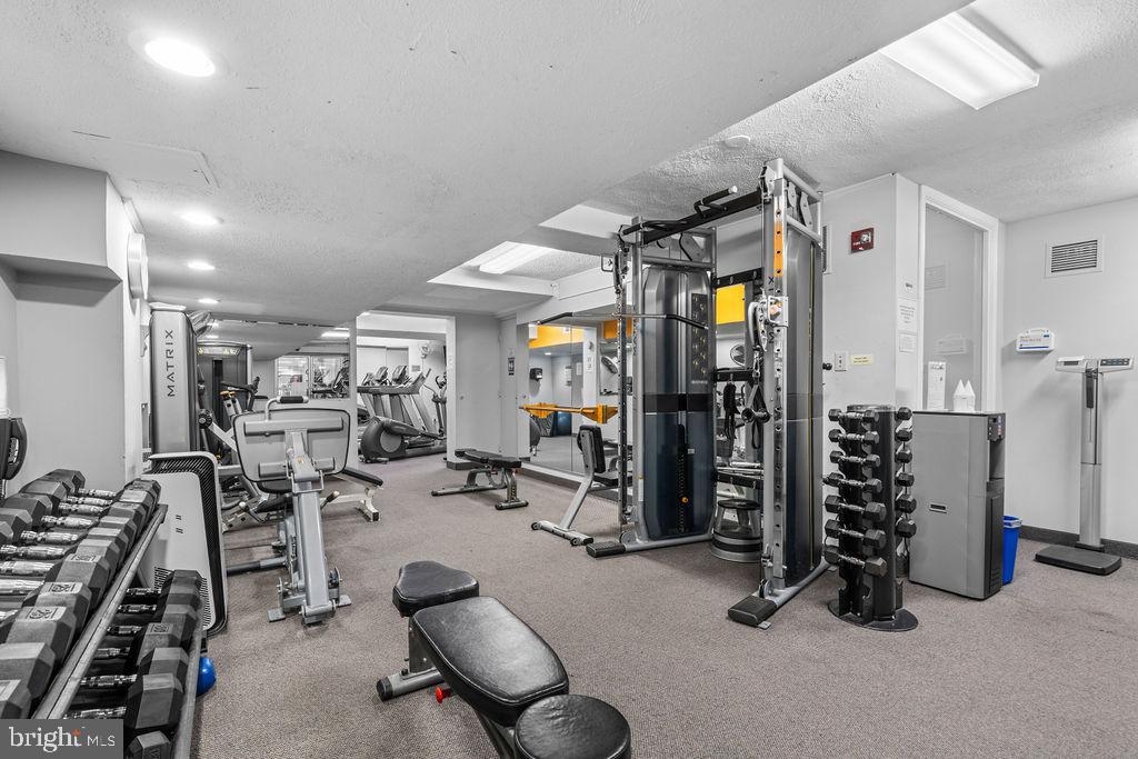 GROSVENOR PARK - Residential Lease