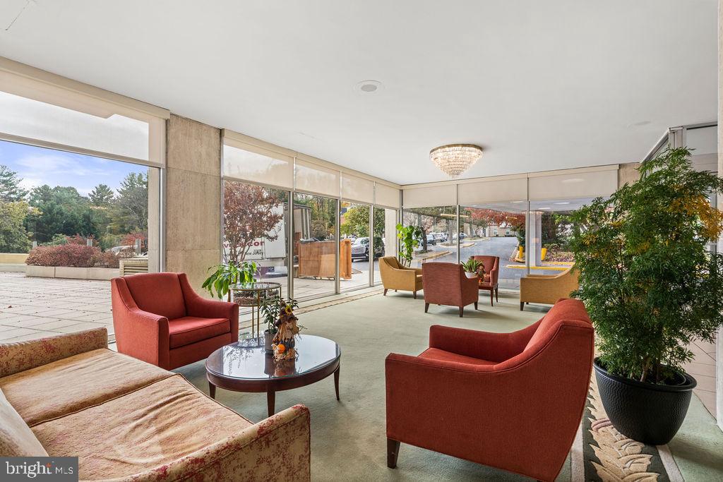 GROSVENOR PARK - Residential Lease