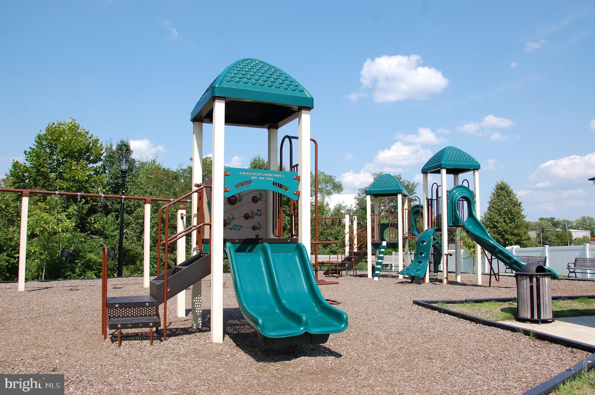 BLUE STREAM - Residential