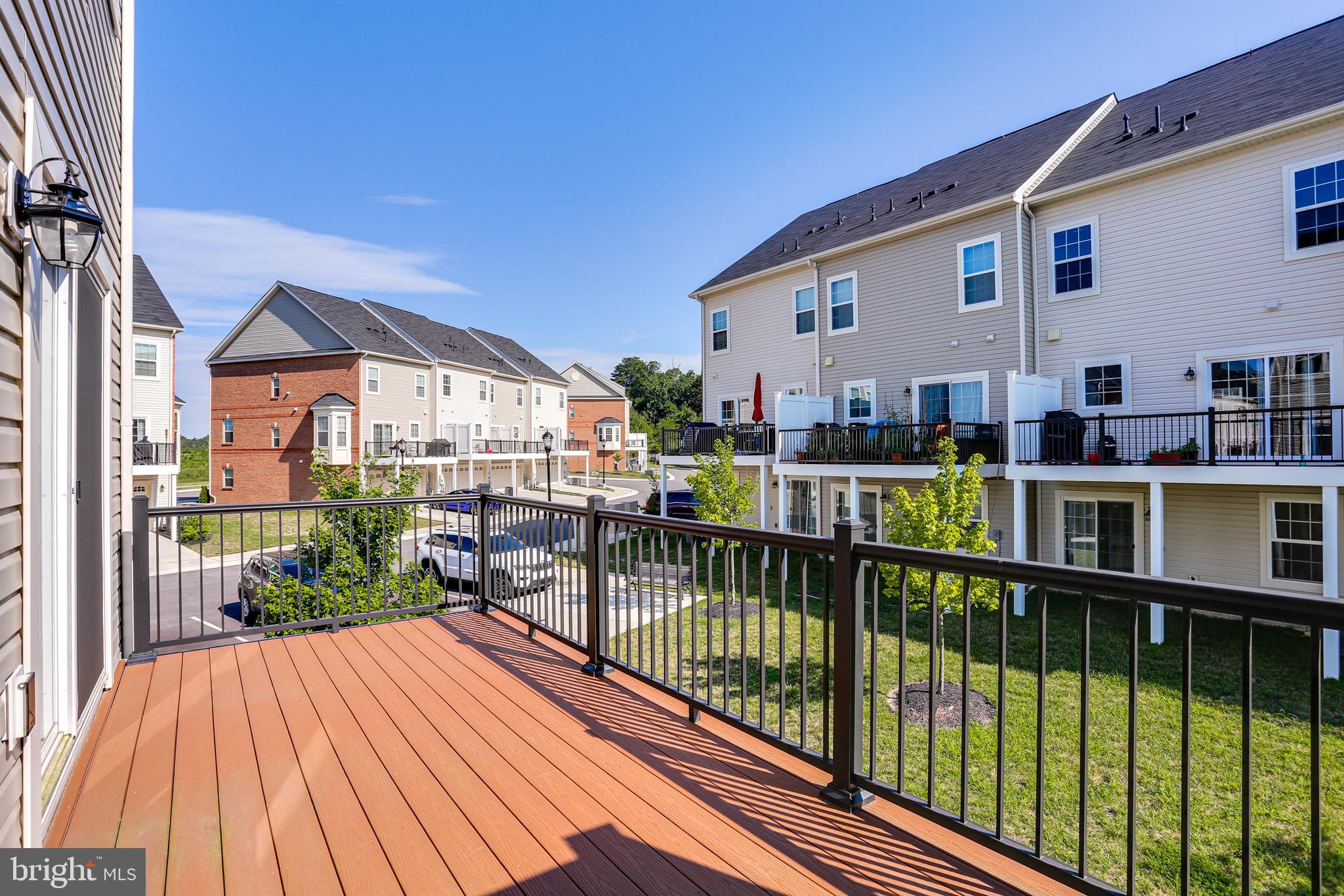 BLUE STREAM - Residential