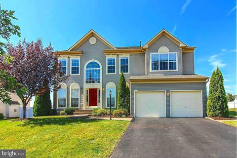 211 LYNNEHAVEN DRIVE WINCHESTER VA 22602