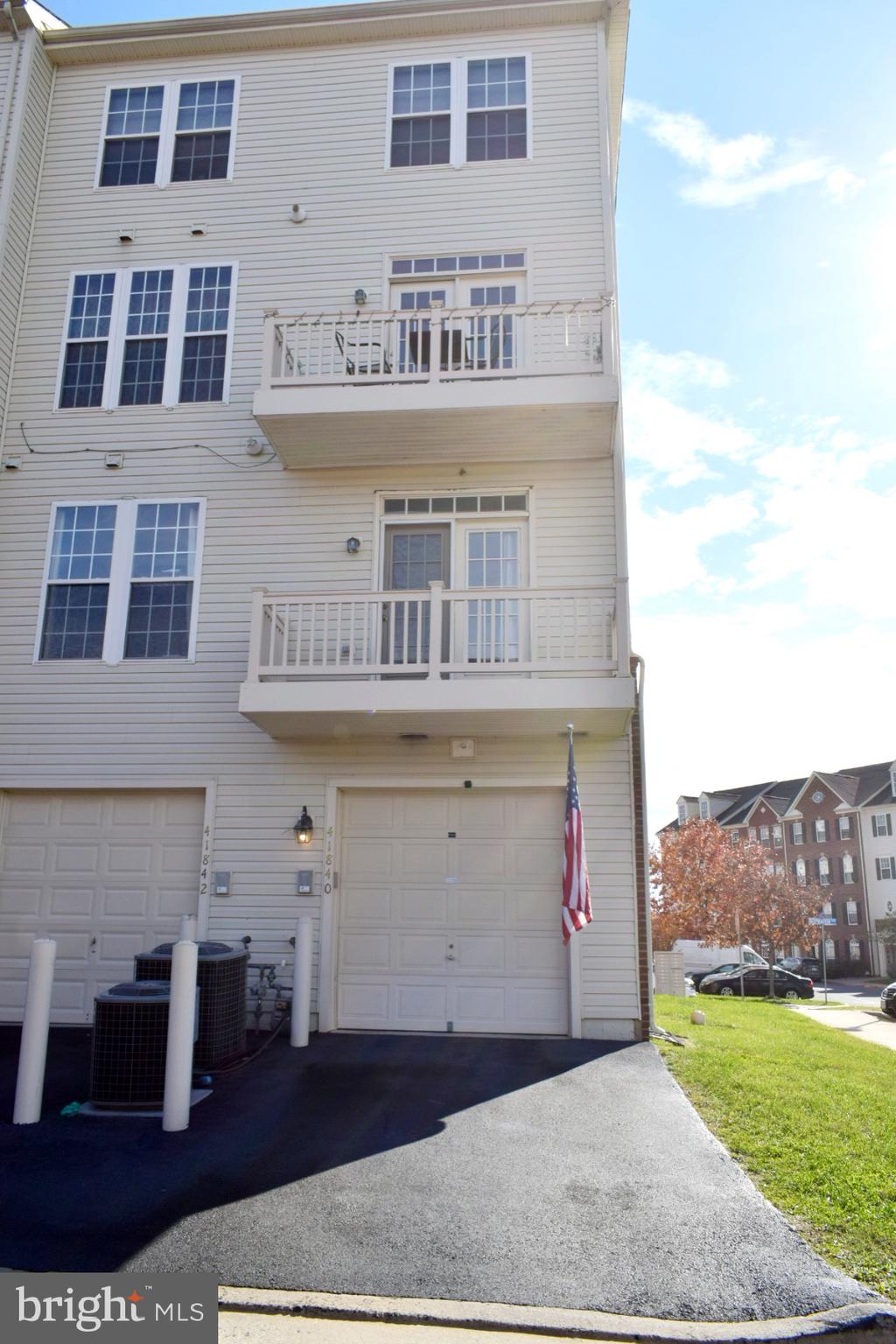 CONDOMINIUMS AT KIRKPATR - Residential