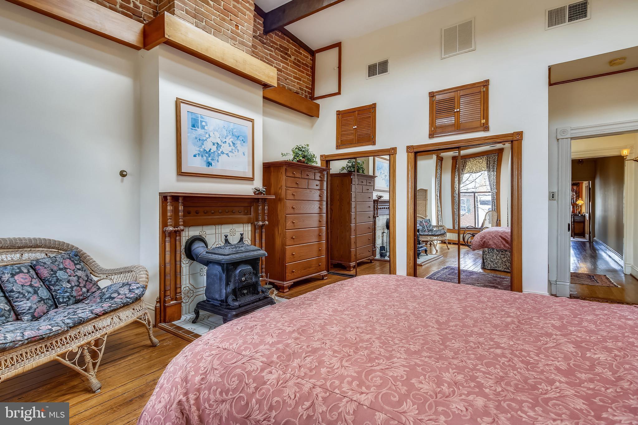 CARRIAGE WORKS - Residential