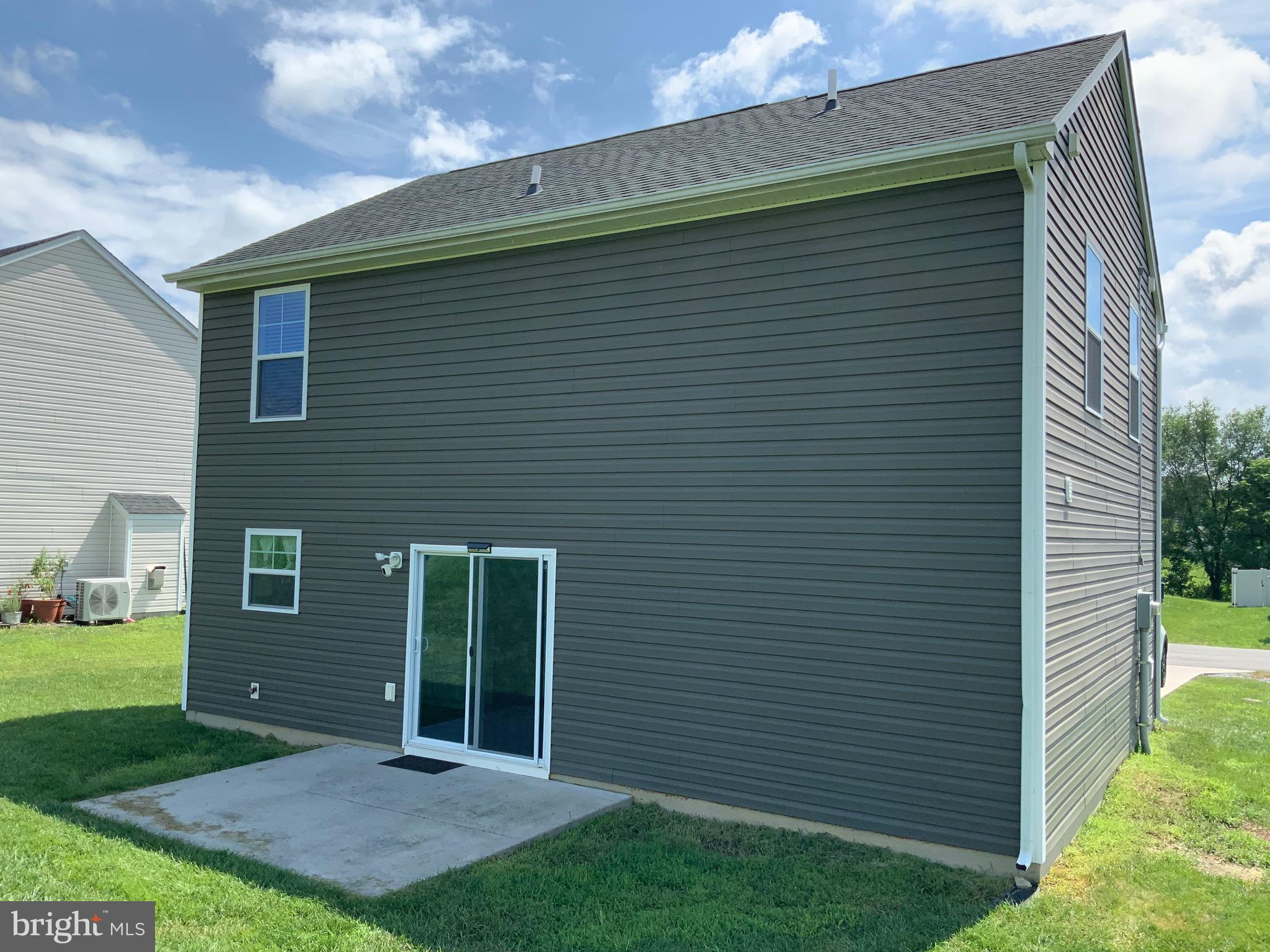 PRINCETON SHOALS - Residential Lease