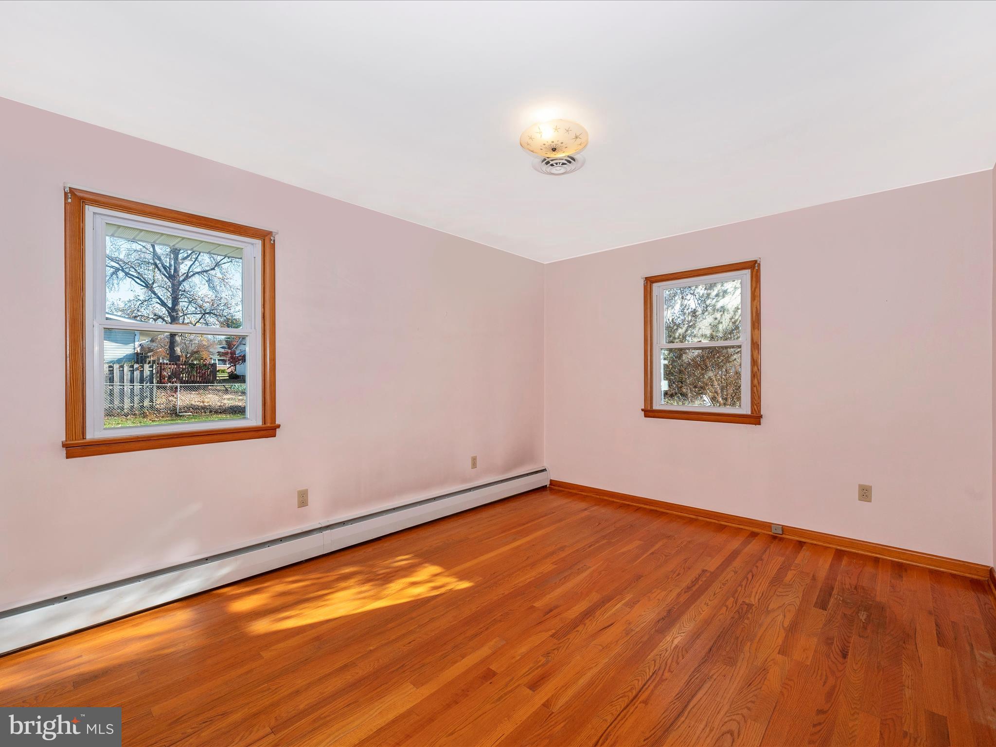 MIDDLETOWN - Residential