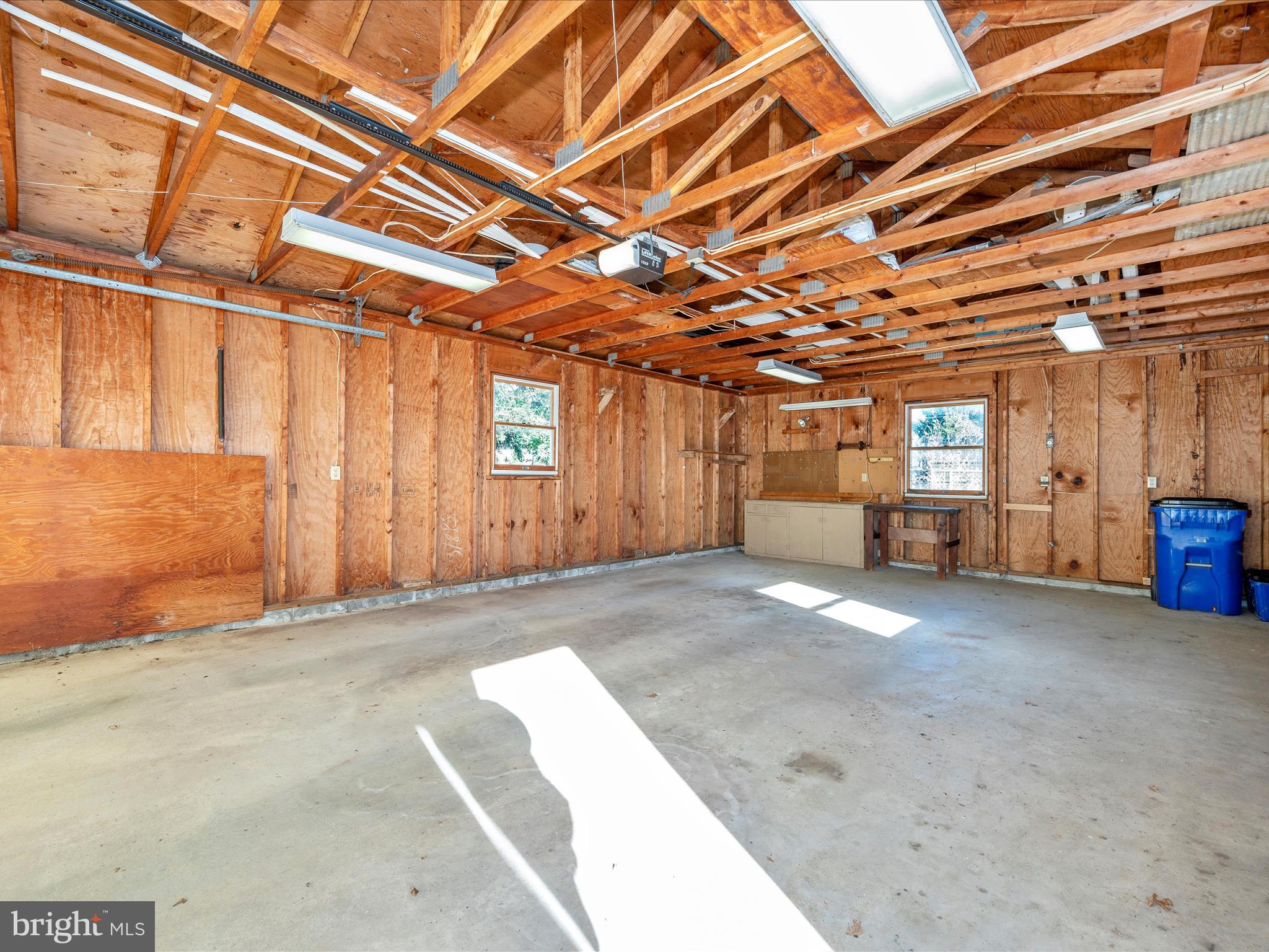 MIDDLETOWN - Residential