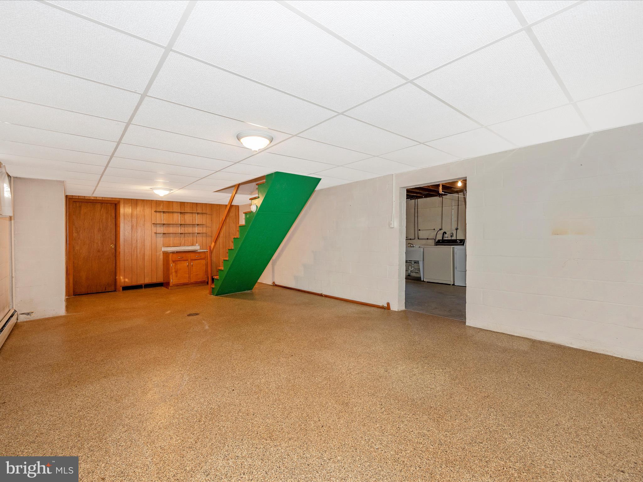 MIDDLETOWN - Residential