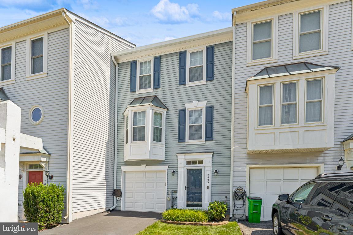 BRIGHTFIELD FARMS - Residential